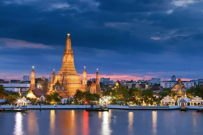 Click image for larger version

Name:	Wat Arun.webp
Views:	6
Size:	33.8 KB
ID:	2999