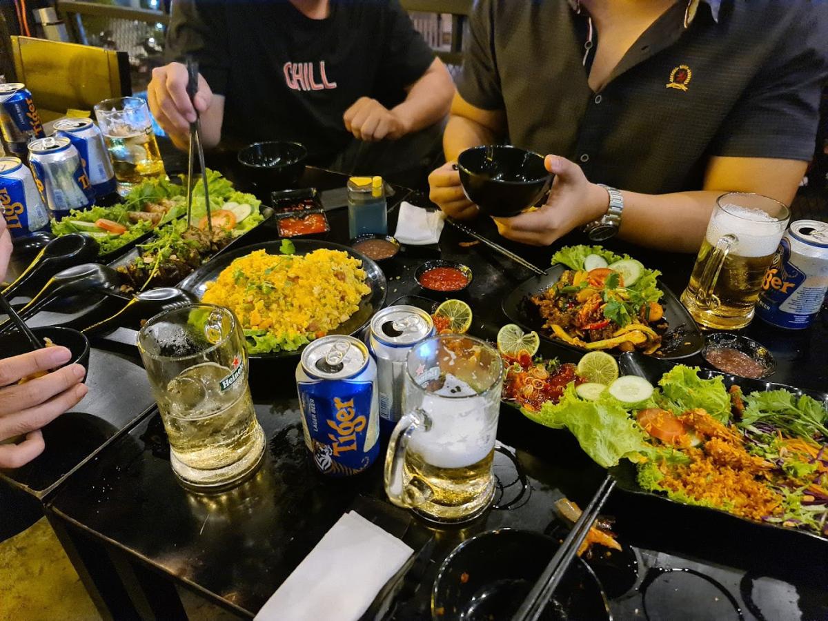 Click image for larger version

Name:	noc-beer-tan-binh-food.jpg
Views:	7
Size:	186.9 KB
ID:	4647