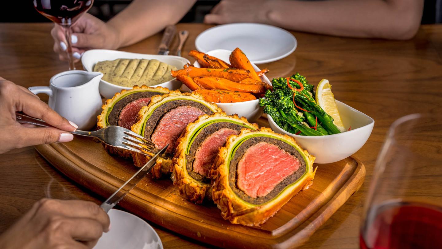 Click image for larger version

Name:	bsk-beef-wellington-1920x1080.jpg
Views:	3
Size:	153.9 KB
ID:	5249