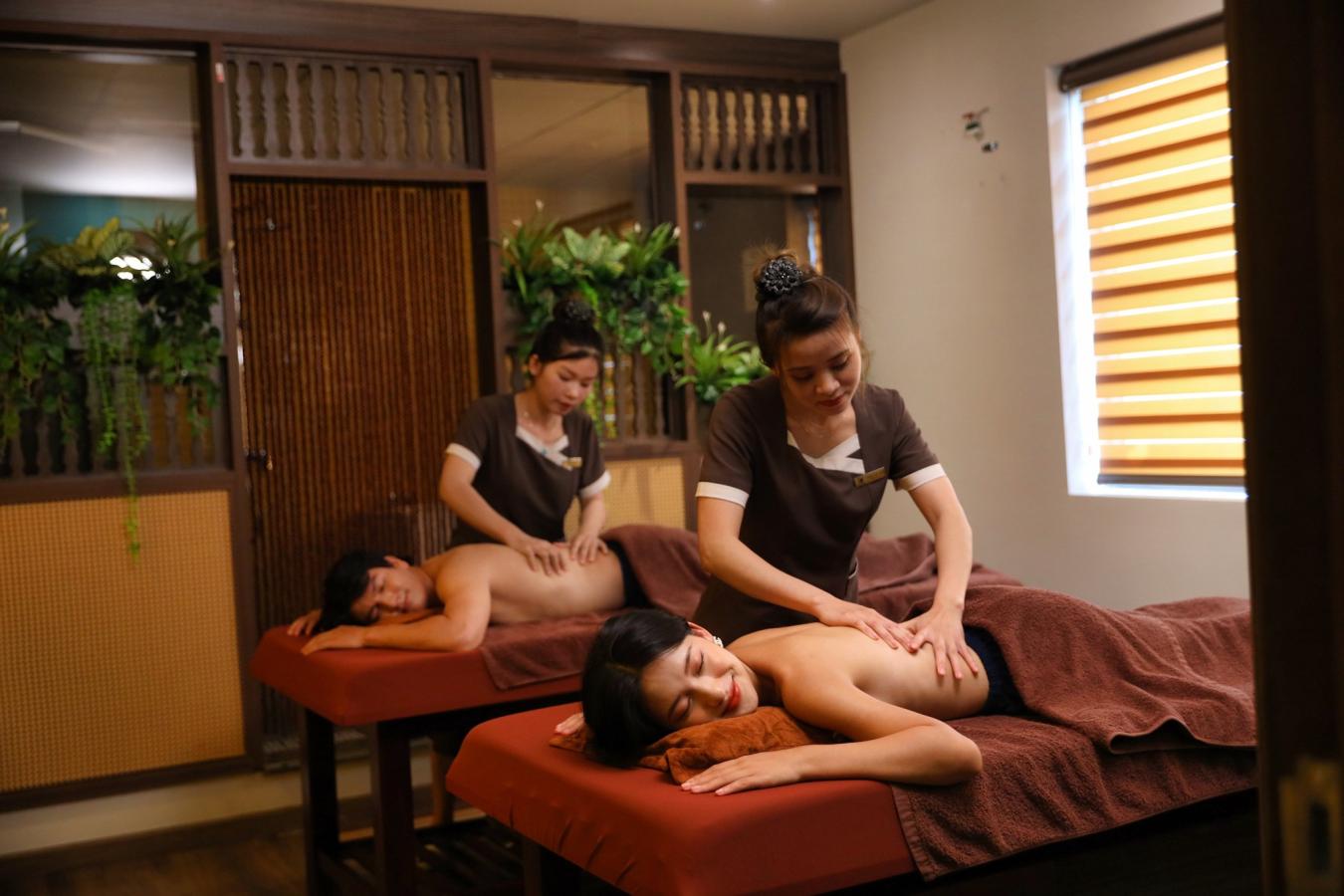 Click image for larger version

Name:	massage-couple-massage-cap-doi-tphcm.jpg
Views:	5
Size:	113.4 KB
ID:	6465