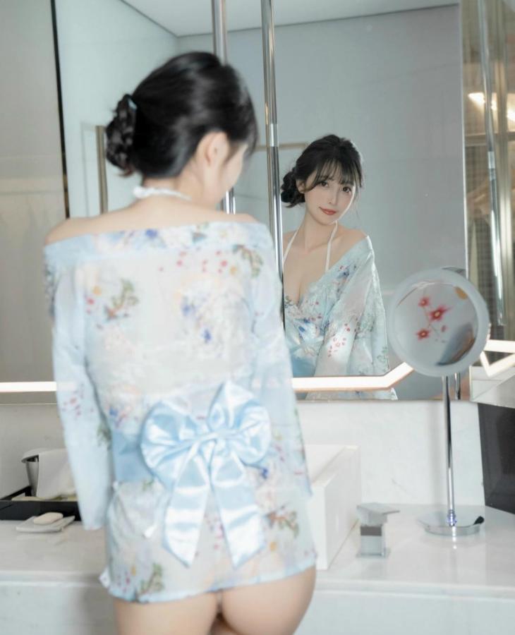 Click image for larger version

Name:	Luc-Thanh-Thu_9-2.jpg
Views:	4
Size:	50.5 KB
ID:	19537