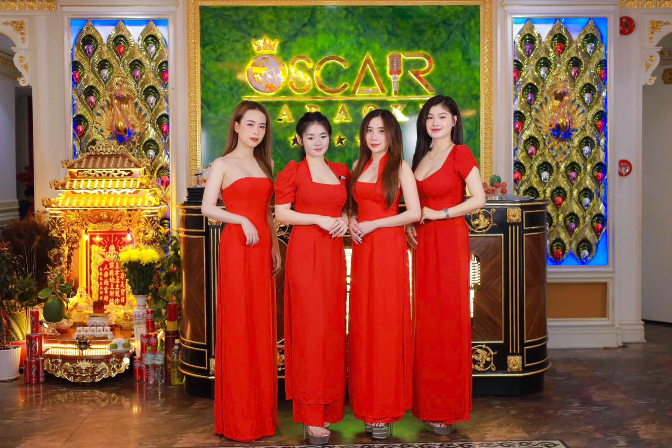 Click image for larger version

Name:	karaoke-socar.jpg
Views:	18
Size:	199.5 KB
ID:	9264