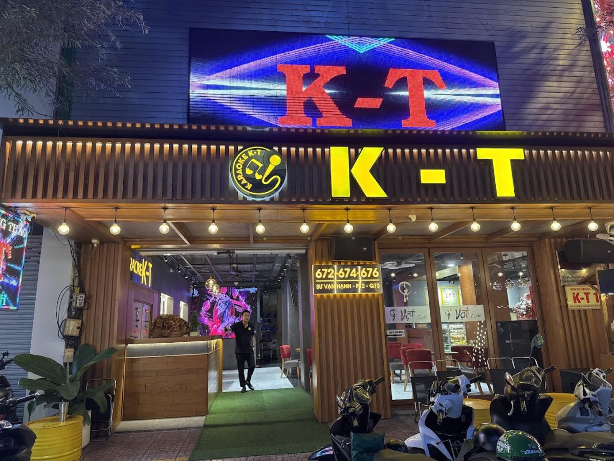 Click image for larger version

Name:	kt-karaoke.jpg
Views:	11
Size:	191.7 KB
ID:	11293