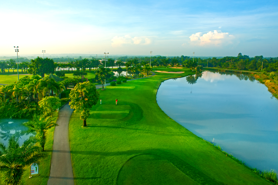 Click image for larger version

Name:	golf-long-thanh.png
Views:	6
Size:	845.9 KB
ID:	12242