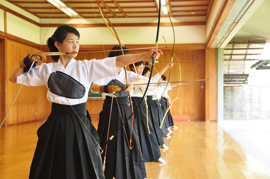 Click image for larger version

Name:	kyudo.jpg
Views:	4
Size:	178.3 KB
ID:	12556