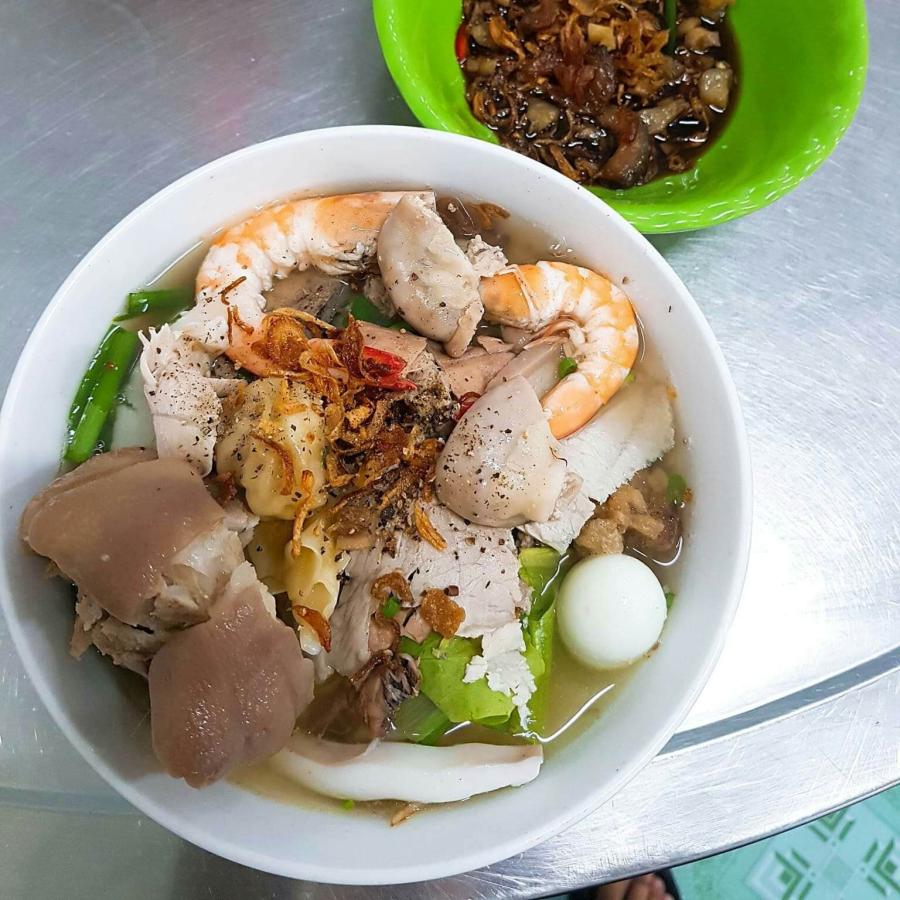 Click image for larger version

Name:	hu-tieu.jpg
Views:	8
Size:	120.5 KB
ID:	25057