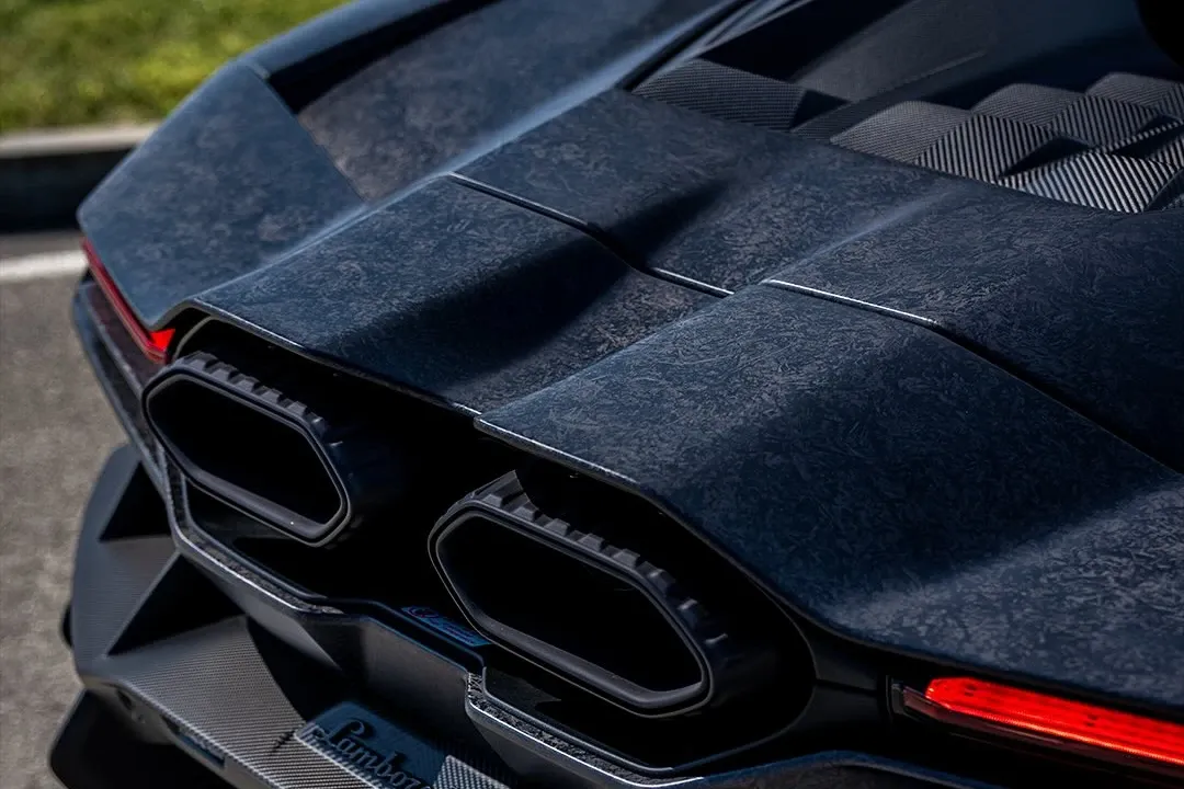 Click image for larger version

Name:	Lamborghini_Revuelto_Forged_Carbon_Fiber_3.webp
Views:	13
Size:	78.2 KB
ID:	24349