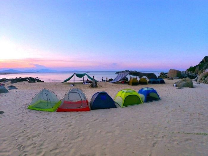 Click image for larger version

Name:	camp.jpg
Views:	10
Size:	77.9 KB
ID:	24627