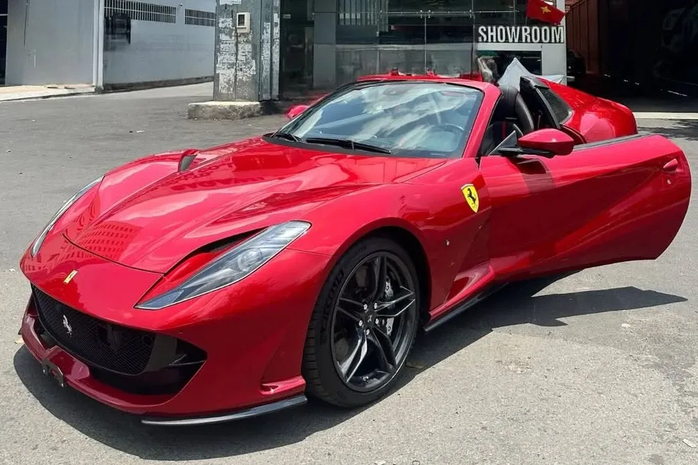 Click image for larger version

Name:	Ferrari_812_GTS_2nd_Vietnam_3.webp
Views:	10
Size:	99.6 KB
ID:	24861