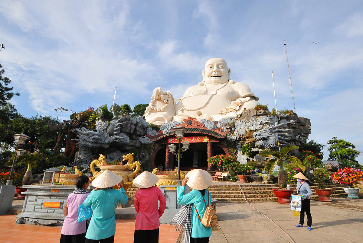 Click image for larger version

Name:	núi-cấm.jpg
Views:	8
Size:	362.5 KB
ID:	24900