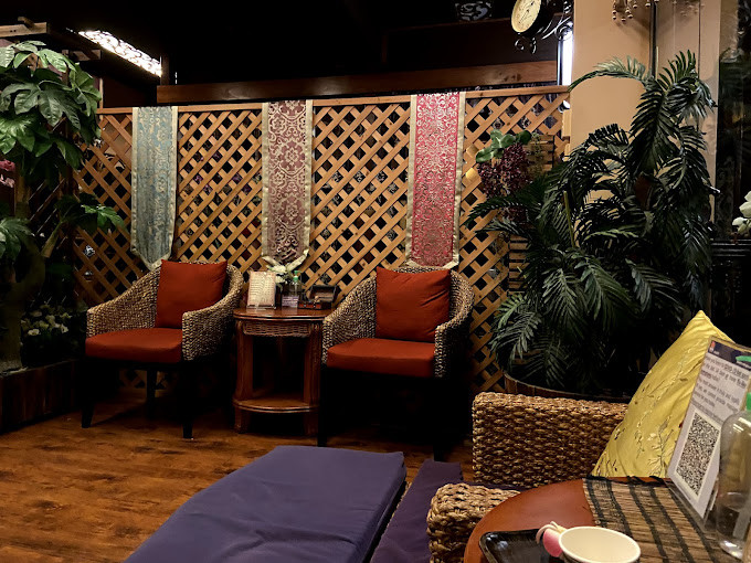 Click image for larger version

Name:	Grand Royal Thai Massage.jpg
Views:	7
Size:	169.4 KB
ID:	24925