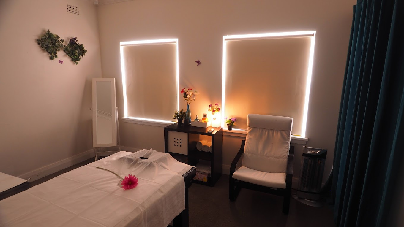 Click image for larger version

Name:	Eastwood Massage Centre.jpg
Views:	8
Size:	134.1 KB
ID:	24935