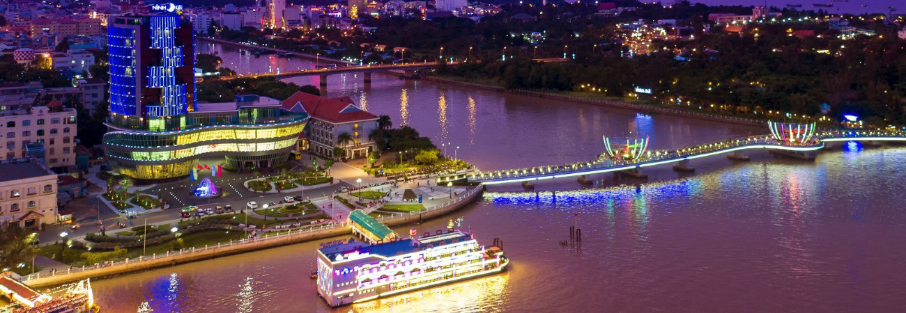 Click image for larger version

Name:	ben-ninh-kieu.jpg
Views:	7
Size:	259.9 KB
ID:	25059