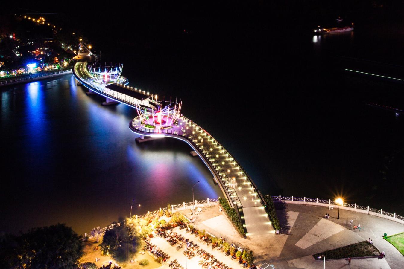 Click image for larger version

Name:	cau-di-bo-s.jpg
Views:	7
Size:	127.7 KB
ID:	25060