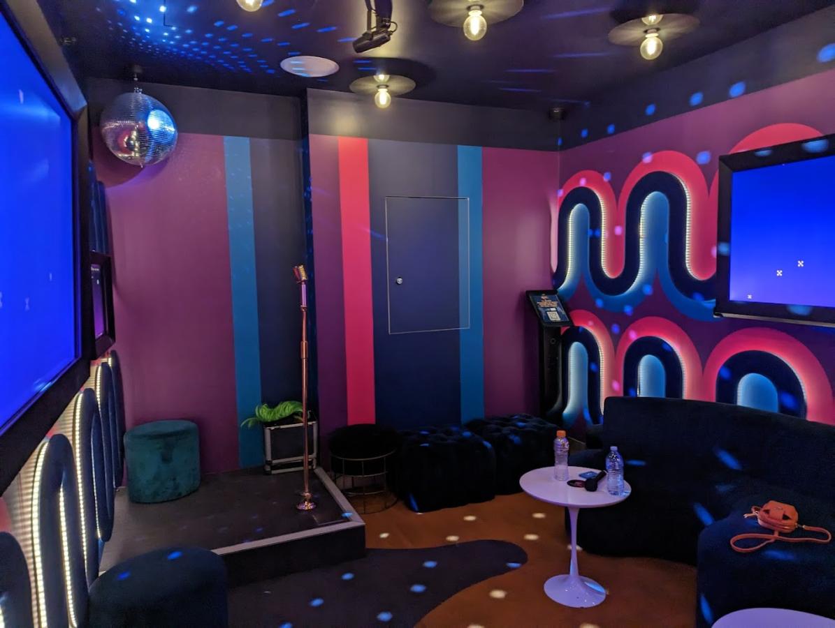 Click image for larger version

Name:	Juke's Karaoke Crown Melbourne.jpg
Views:	9
Size:	94.0 KB
ID:	25085