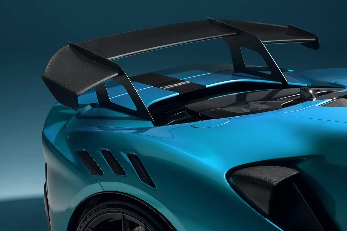 Click image for larger version

Name:	Ferrari_SF90_XX_Stradale_Novitec_12.webp
Views:	9
Size:	43.2 KB
ID:	25233