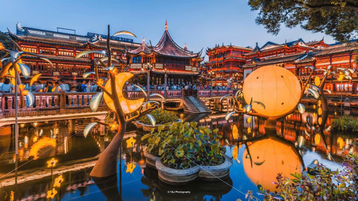 Click image for larger version

Name:	Khu phố cổ Thượng Hải &amp; vườn Dự Viên (Yu Garden).jpg
Views:	11
Size:	240.3 KB
ID:	25424