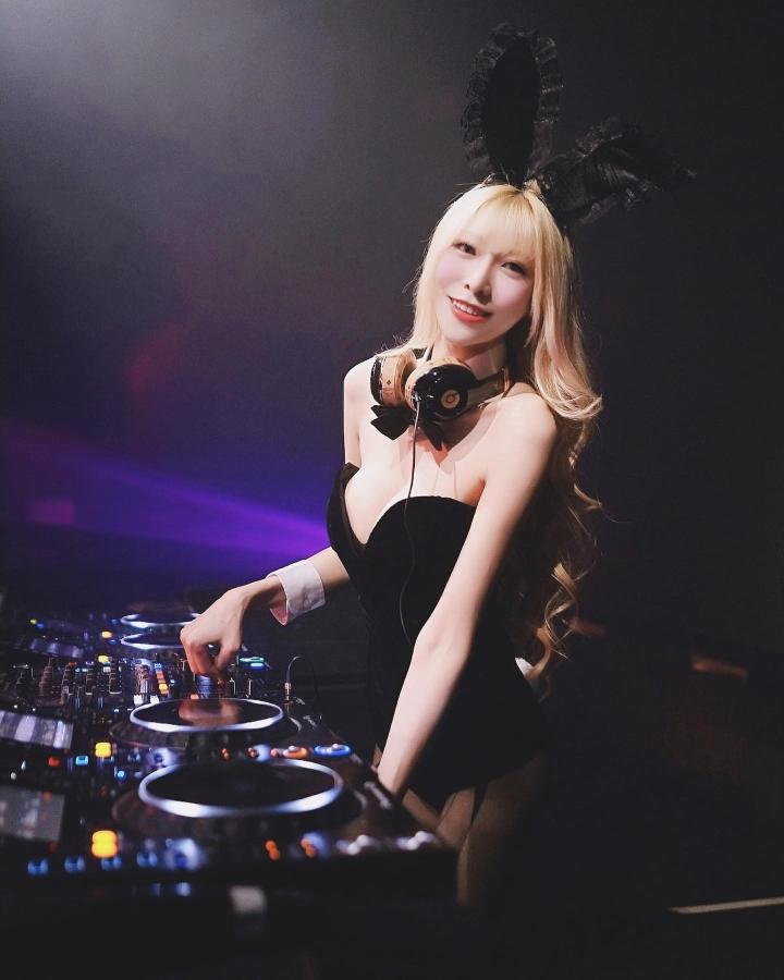 Click image for larger version  Name:	OMNI Nightclub 2.jpg Views:	0 Size:	50.3 KB ID:	25724