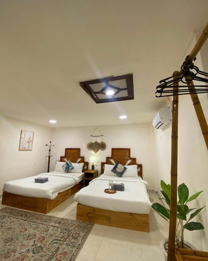 Click image for larger version

Name:	phong.jpg
Views:	7
Size:	61.5 KB
ID:	26170