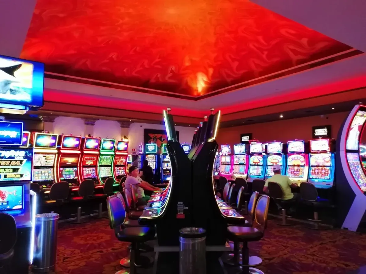 Click image for larger version

Name:	Casino Golden Lion 2.webp
Views:	5
Size:	95.8 KB
ID:	26205