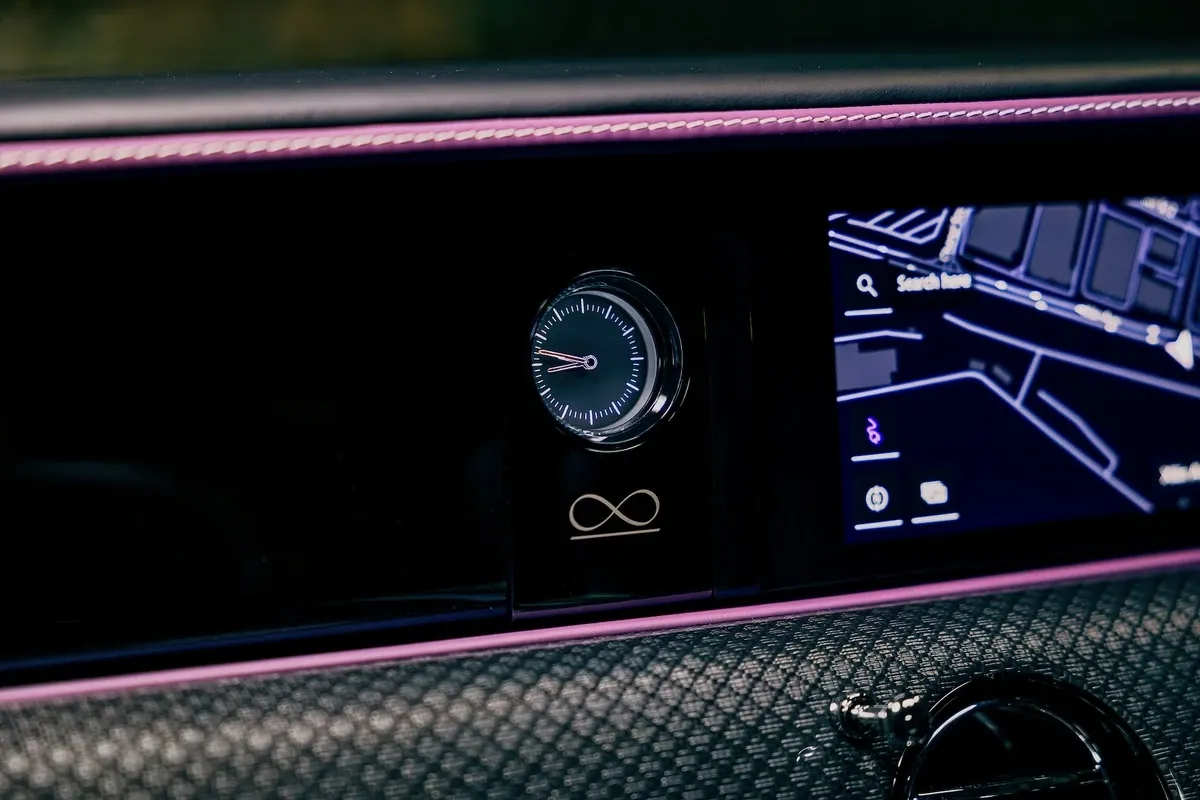 Click image for larger version

Name:	Rolls_Royce_Black_Badge_Spectre_Singapore_11.webp
Views:	7
Size:	68.6 KB
ID:	26227
