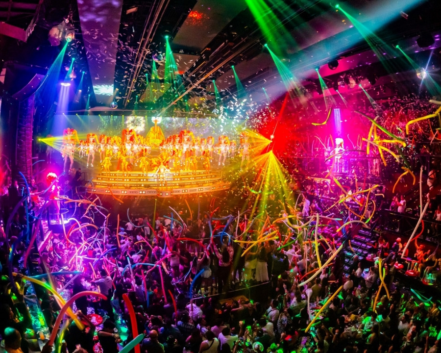 Click image for larger version

Name:	Coco Bongo.jpg
Views:	11
Size:	321.9 KB
ID:	26328