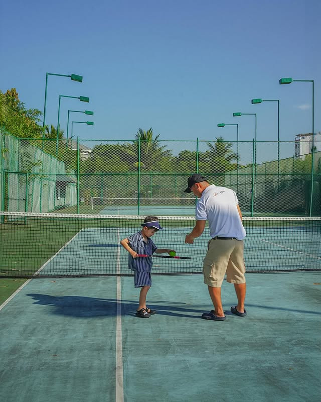 Click image for larger version

Name:	tenis.jpg
Views:	5
Size:	137.1 KB
ID:	26578