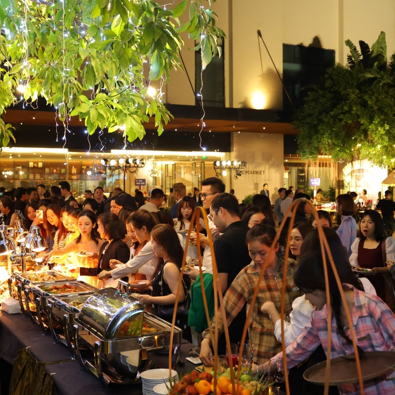 Click image for larger version

Name:	buffet.jpg
Views:	5
Size:	271.7 KB
ID:	26580