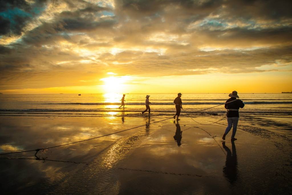 Click image for larger version

Name:	binh-minh.jpg
Views:	9
Size:	185.5 KB
ID:	26897