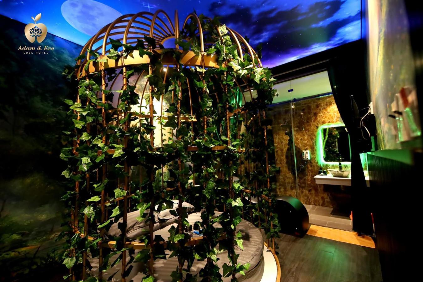 Click image for larger version

Name:	hotel-adam-3.jpg
Views:	5
Size:	186.9 KB
ID:	27284