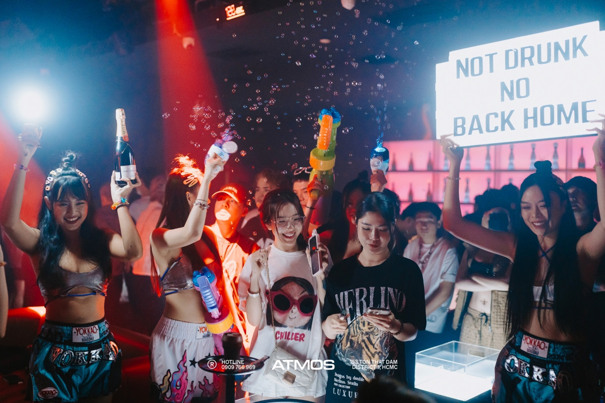 Click image for larger version

Name:	Atmos Club 2.jpg
Views:	3
Size:	294.7 KB
ID:	27642