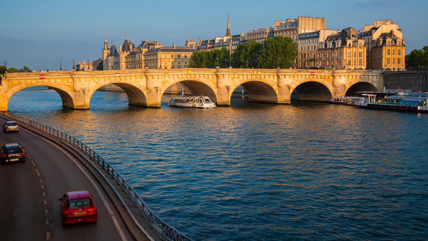 Click image for larger version

Name:	506710-pont-neuf.jpg
Views:	2
Size:	209.3 KB
ID:	27695