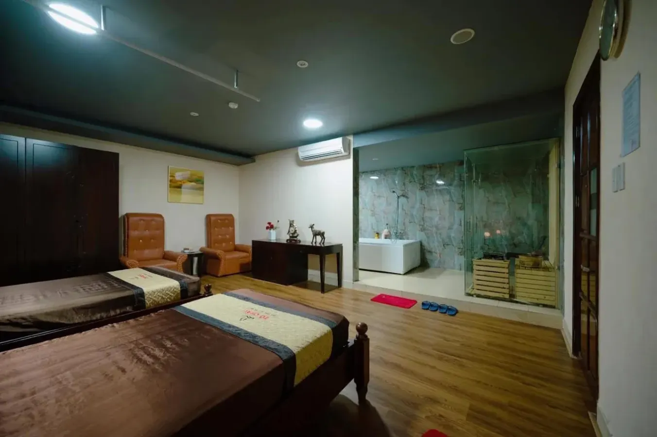 Click image for larger version

Name:	massage-tochau.webp
Views:	11
Size:	50.8 KB
ID:	27715