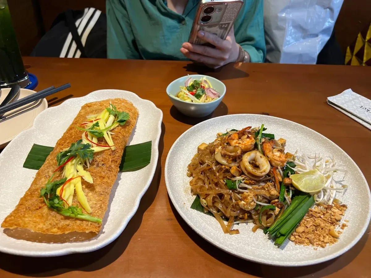 Click image for larger version

Name:	Thai Market Restaurant 2.webp
Views:	7
Size:	126.4 KB
ID:	27771