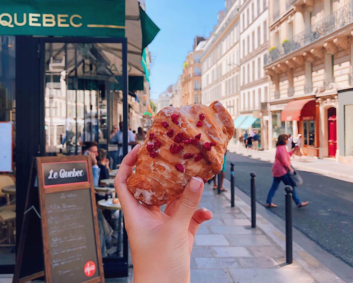 Click image for larger version

Name:	paris-ispahan-croissant.jpg
Views:	9
Size:	128.9 KB
ID:	27786