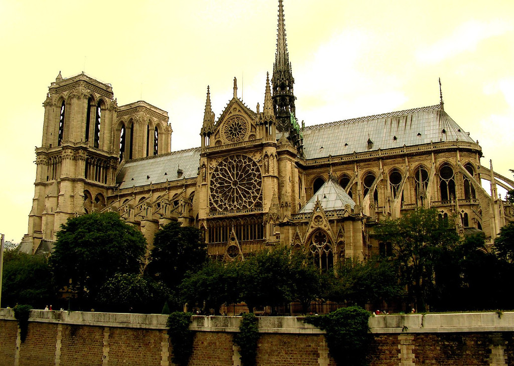 Click image for larger version

Name:	Cath%C3%A9drale_Notre-Dame_de_Paris_-_Fa%C3%A7ade_Sud.jpg
Views:	9
Size:	282.8 KB
ID:	27789