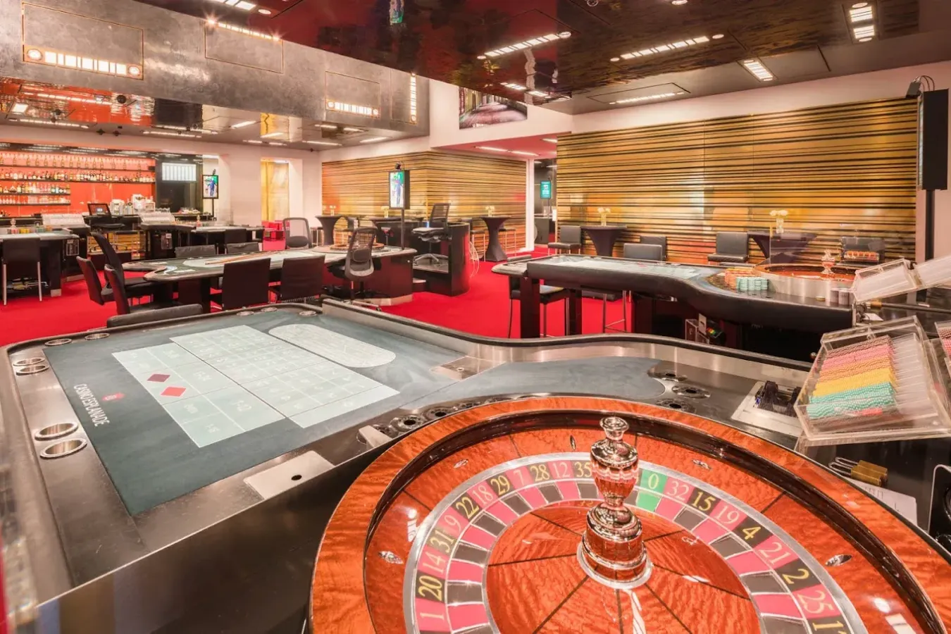 Click image for larger version

Name:	Casino Esplanade.webp
Views:	8
Size:	155.7 KB
ID:	27827