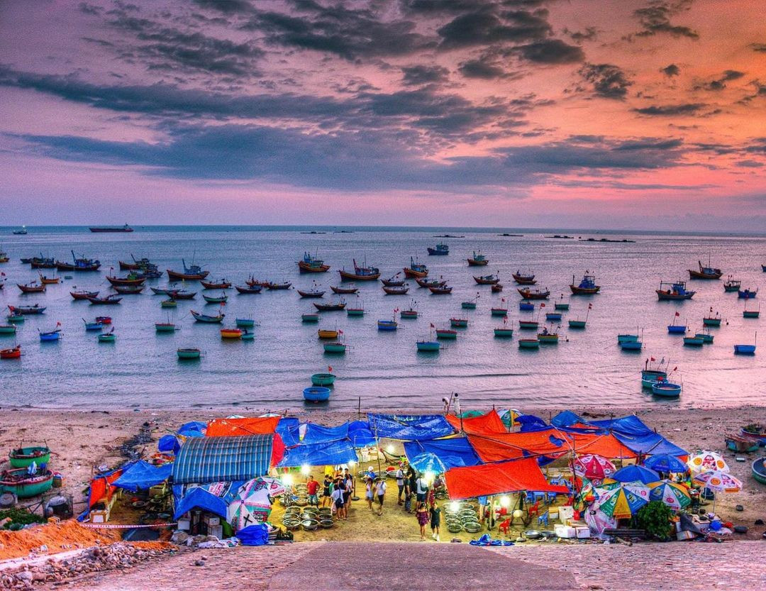 Click image for larger version

Name:	Làng Chài Mũi Né.jpg
Views:	4
Size:	357.2 KB
ID:	28045