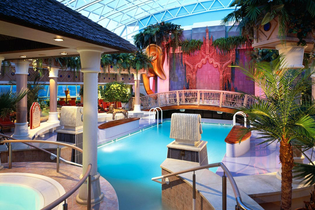 Click image for larger version

Name:	Hồ bơi và bể sục (Jacuzzi).jpg
Views:	6
Size:	316.6 KB
ID:	28094