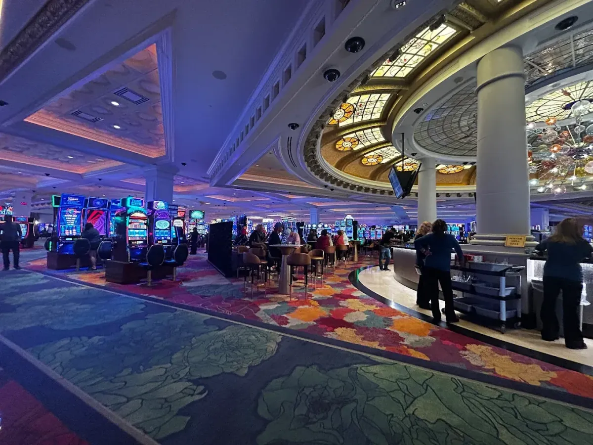 Click image for larger version

Name:	Casino Niagara 2.webp
Views:	7
Size:	142.8 KB
ID:	28608