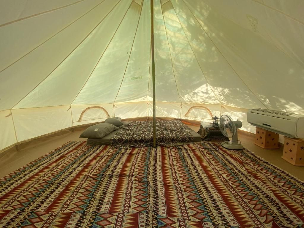 Click image for larger version

Name:	room1.jpg
Views:	7
Size:	219.2 KB
ID:	28620