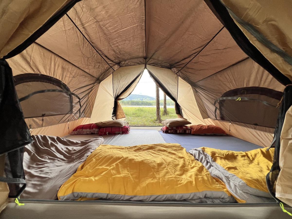 Click image for larger version

Name:	lux-camp-4.jpg
Views:	6
Size:	170.6 KB
ID:	28688