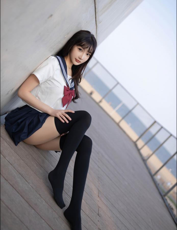 Click image for larger version

Name:	Luc-Minh-Thu_9.jpg
Views:	11
Size:	50.3 KB
ID:	29056