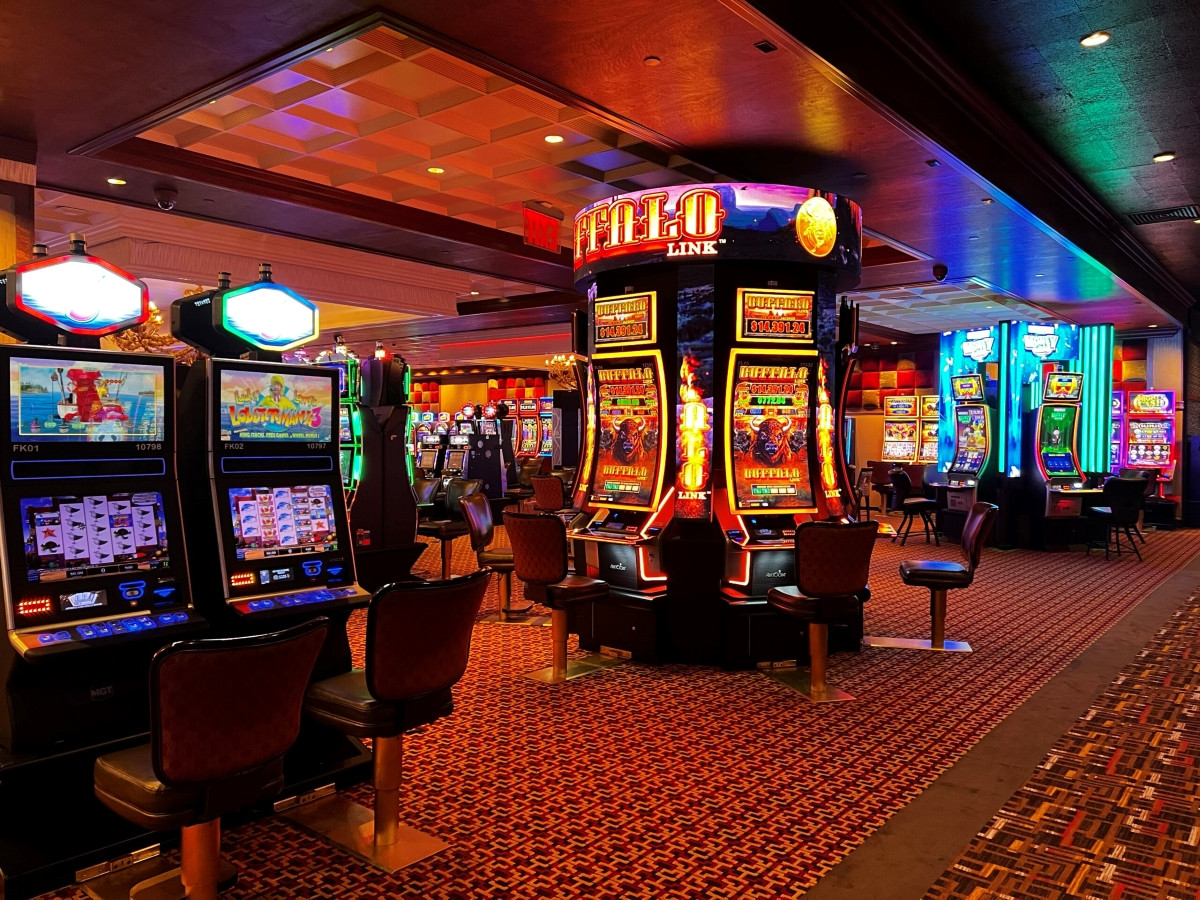Click image for larger version

Name:	Golden Nugget Atlantic City.jpg
Views:	6
Size:	473.0 KB
ID:	29591