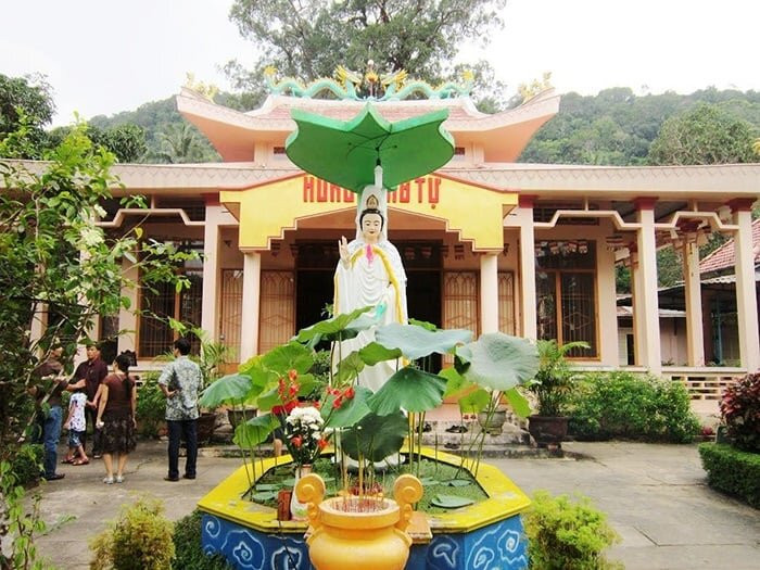Click image for larger version

Name:	Chùa Sư Muôn.jpg
Views:	4
Size:	146.4 KB
ID:	30059