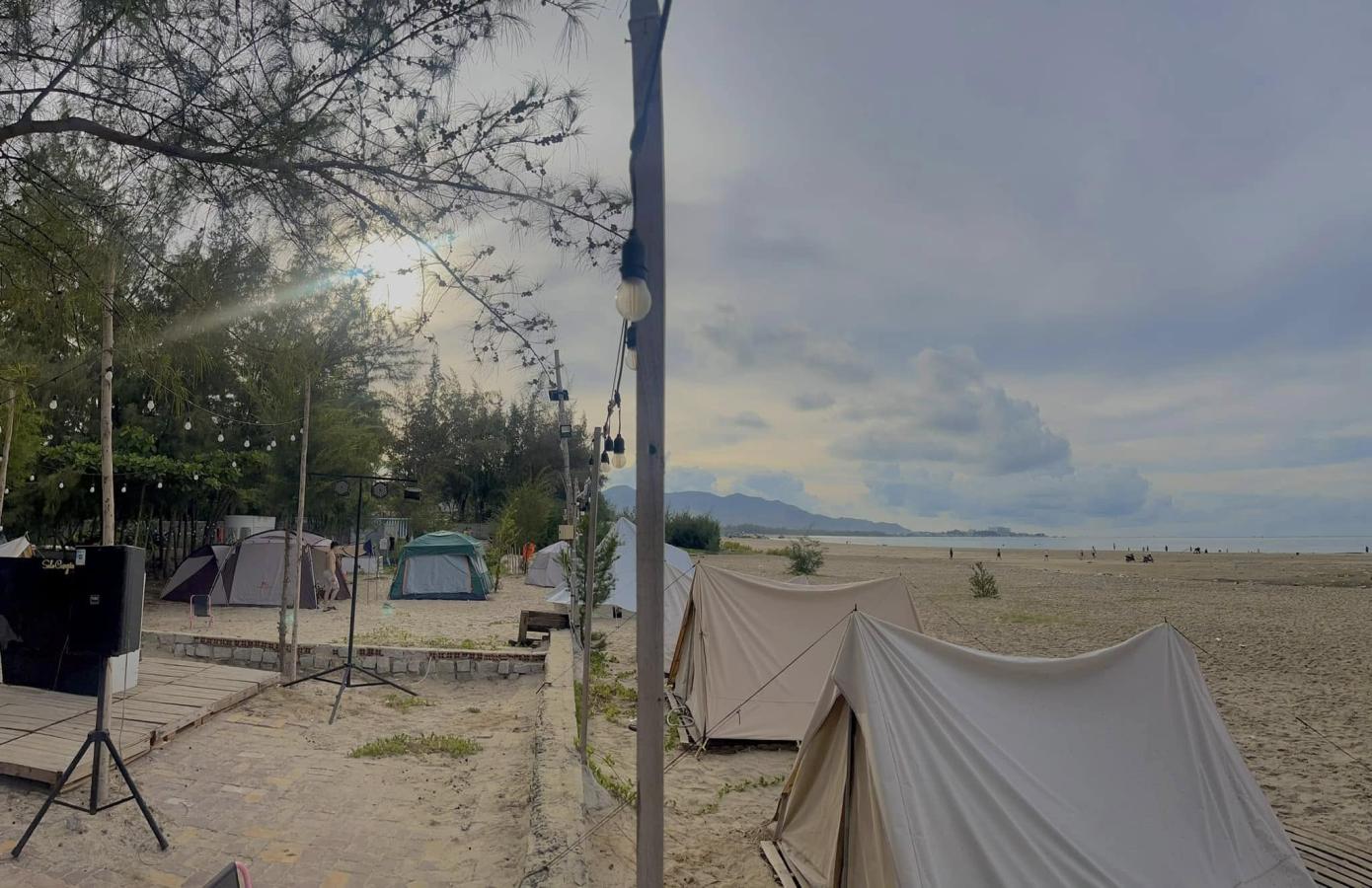 Click image for larger version

Name:	camp-3.jpg
Views:	4
Size:	171.2 KB
ID:	30083