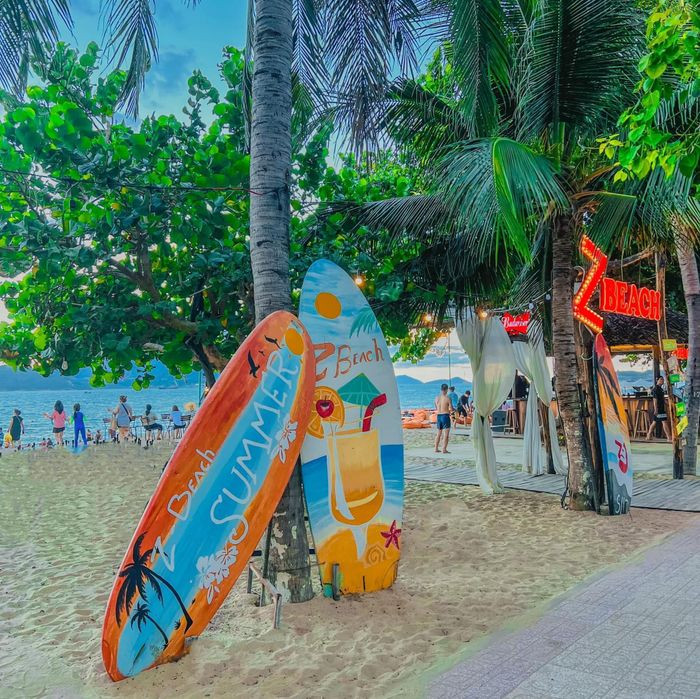 Click image for larger version

Name:	zbeach.jpg
Views:	6
Size:	251.0 KB
ID:	30263