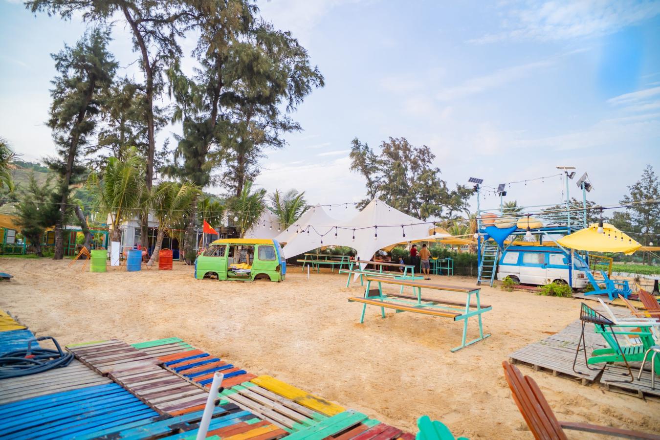 Click image for larger version

Name:	camping.jpg
Views:	12
Size:	218.9 KB
ID:	30290