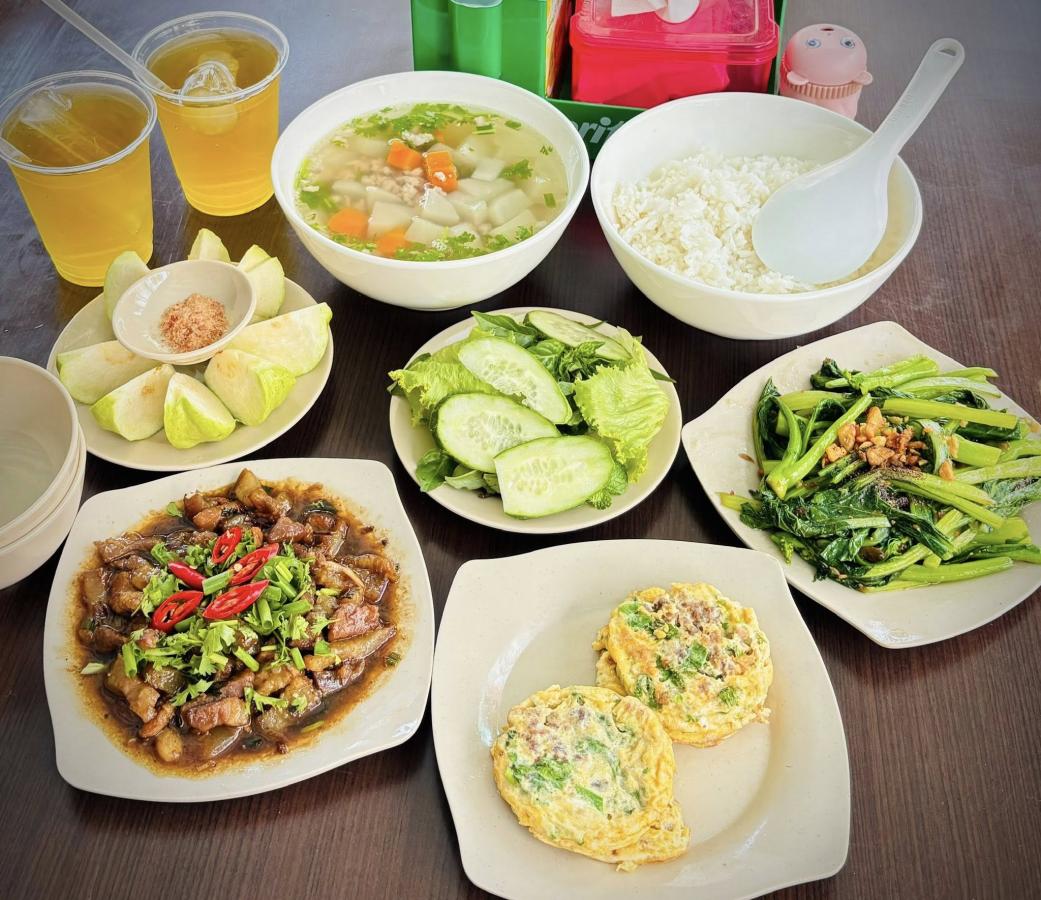 Click image for larger version

Name:	food-2.jpg
Views:	3
Size:	153.1 KB
ID:	30298