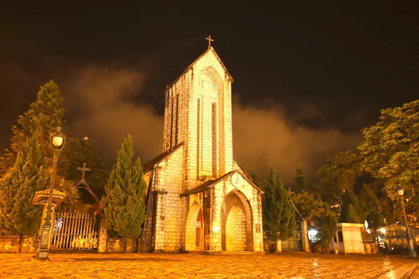 Click image for larger version

Name:	Nhà Thờ Đá Sapa.webp
Views:	4
Size:	98.2 KB
ID:	30748